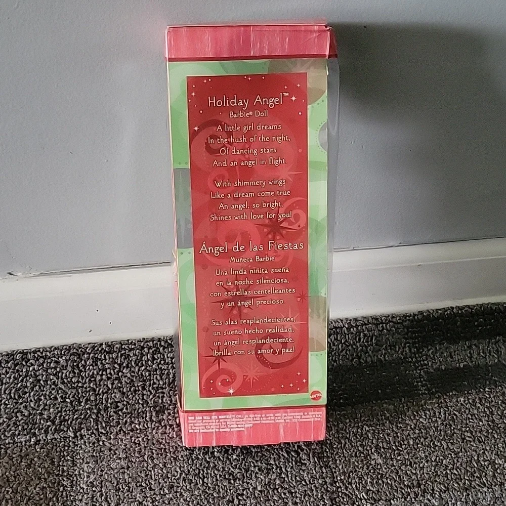 Holiday Angel Barbie - Picture 3 of 7